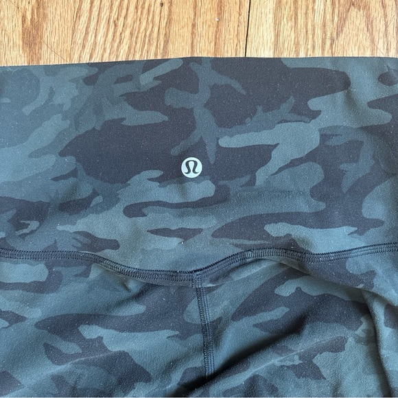 Lululemon Align Pant *Full Length 28" Incognito Camo Multi Gator Green Size 8 - Picture 4 of 9